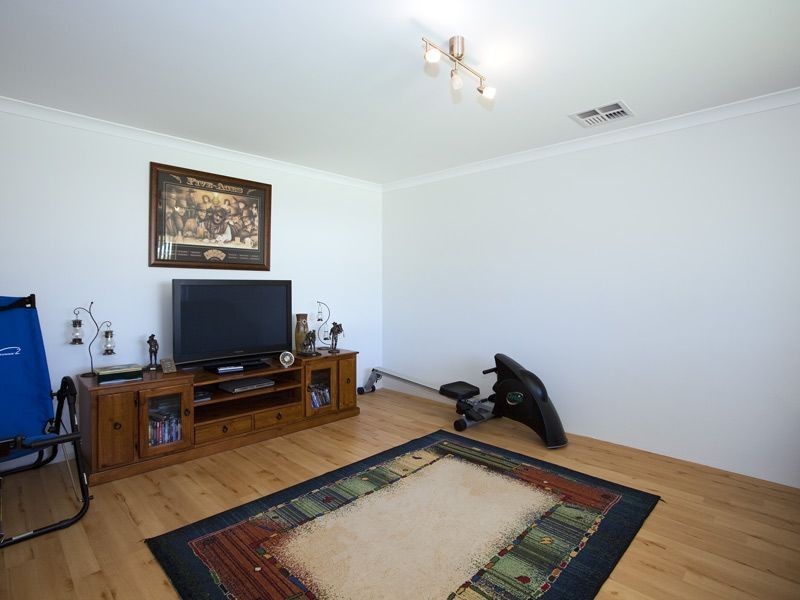 2 Vermillion Boulevard, Hilbert WA 6112