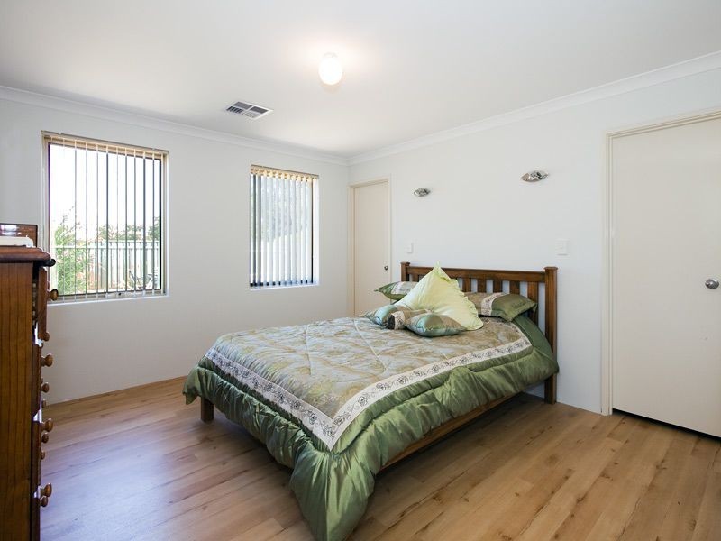 2 Vermillion Boulevard, Hilbert WA 6112