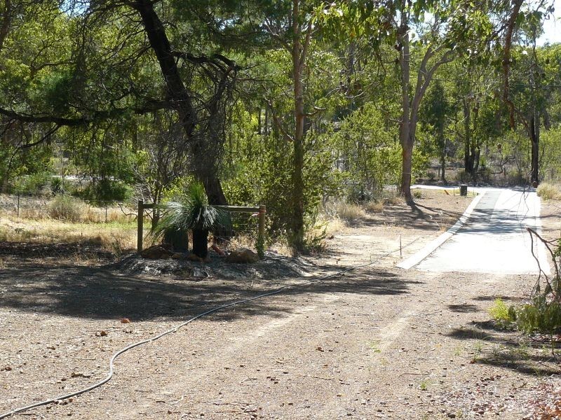 97 Heath Road, Roleystone WA 6111