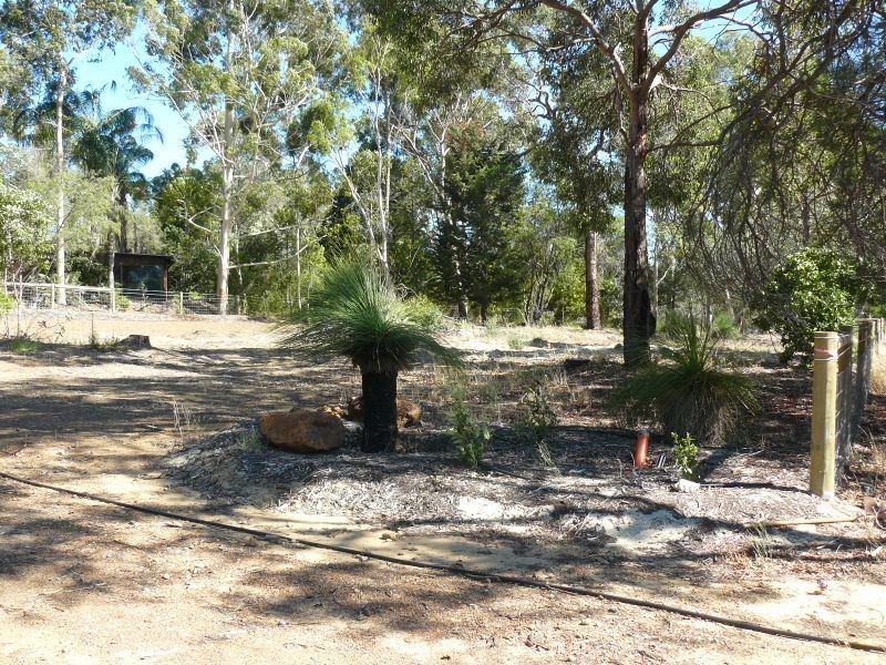 97 Heath Road, Roleystone WA 6111