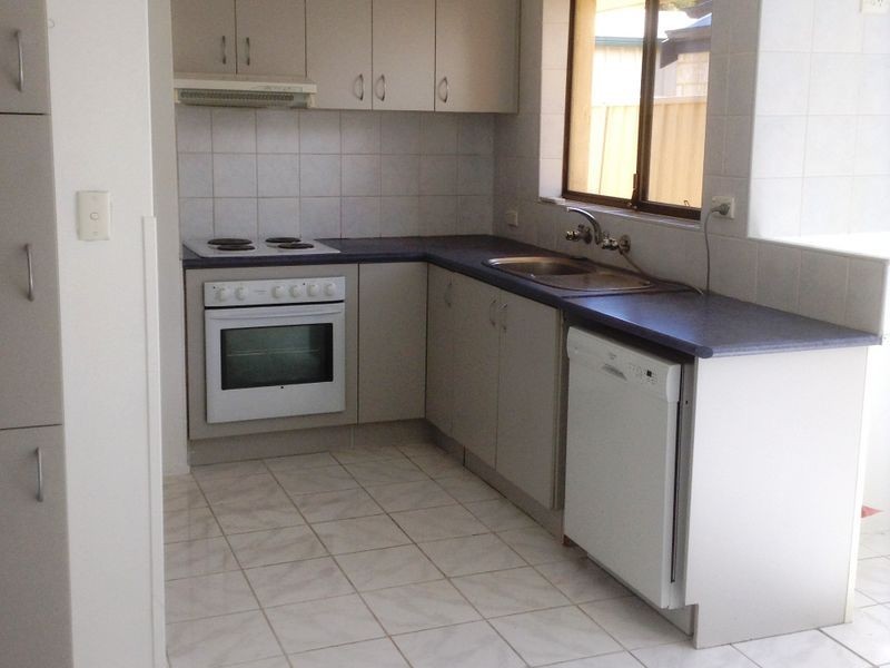 34 Abbey Road, Armadale WA 6112