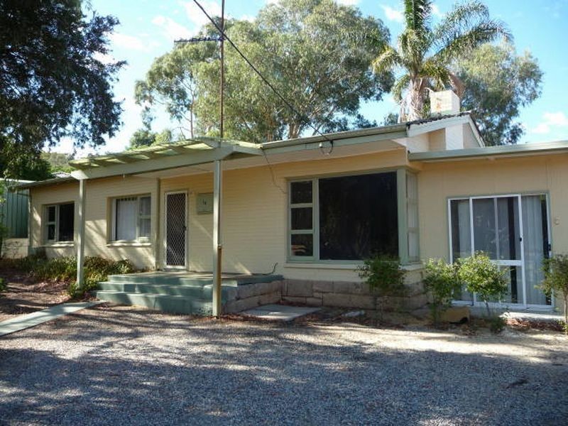 14 Bernard Street, Kelmscott WA 6111