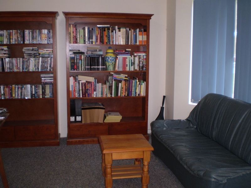 8 Wedgetail Court, Brookdale WA 6112