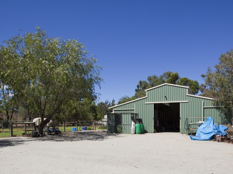 75 Thatcher Road, Darling Downs WA 6122