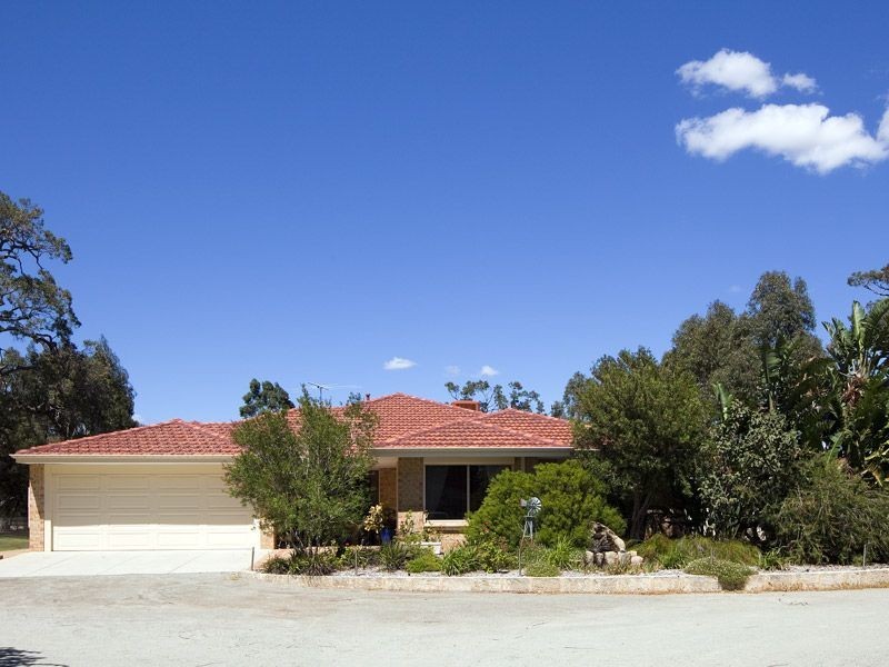 75 Thatcher Road, Darling Downs WA 6122