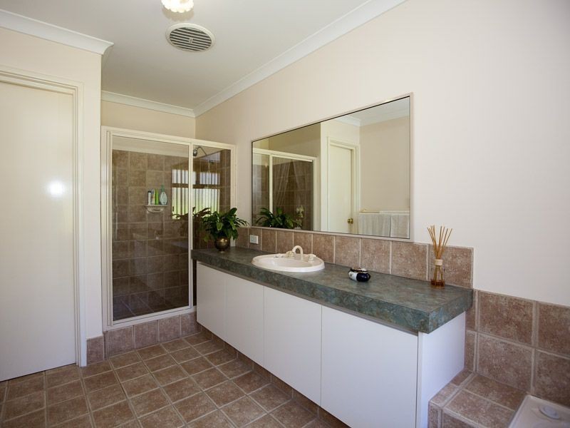 75 Thatcher Road, Darling Downs WA 6122