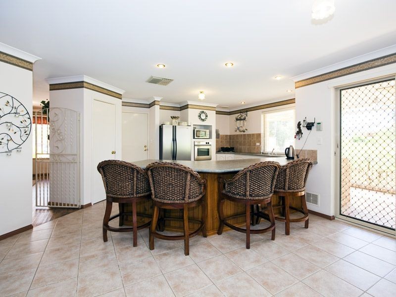75 Thatcher Road, Darling Downs WA 6122