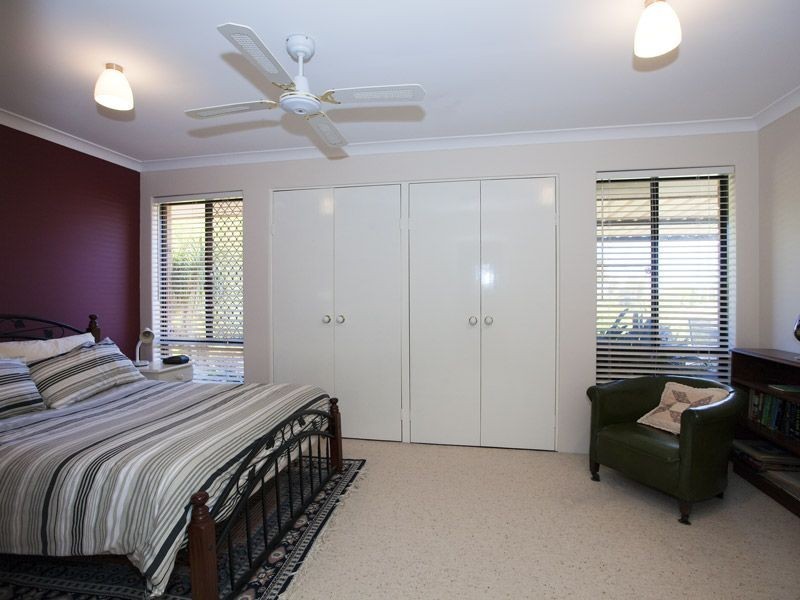 19 Henrietta Avenue, Mount Nasura WA 6112