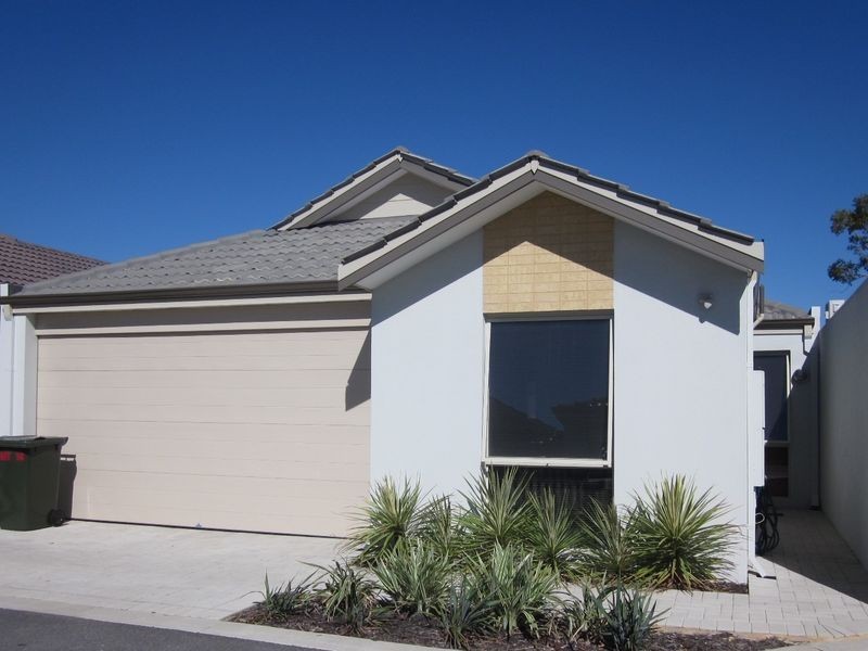 14/1 Humboldt Entrance, Aubin Grove WA 6164