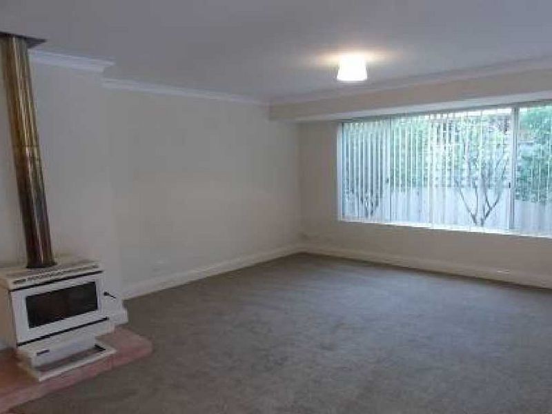 2 Marie Court, Atwell WA 6164