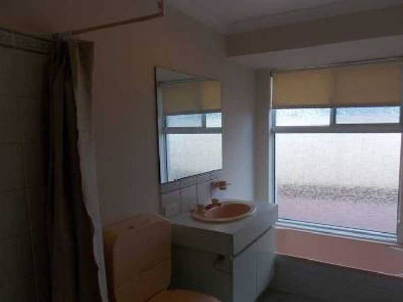 2 Marie Court, Atwell WA 6164