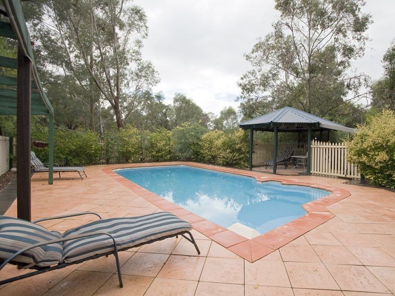 26 Kentucky Drive, Darling Downs WA 6122