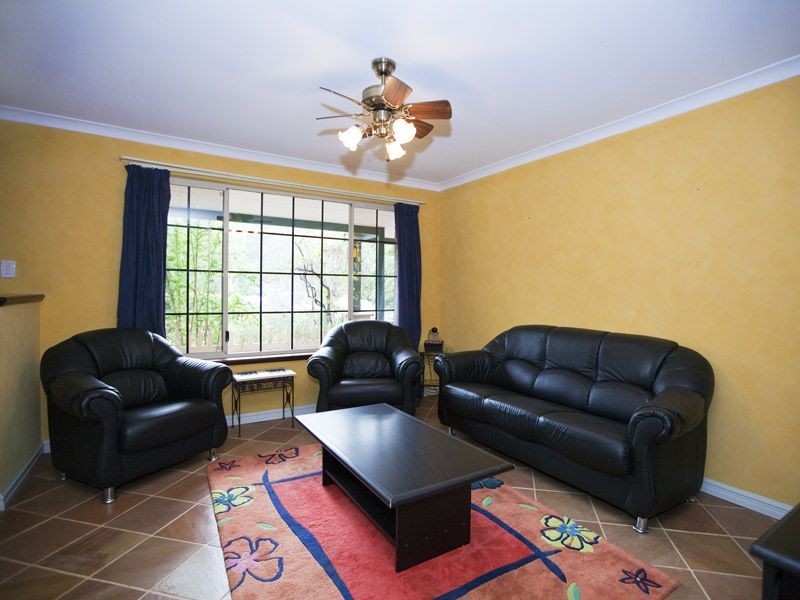 26 Kentucky Drive, Darling Downs WA 6122