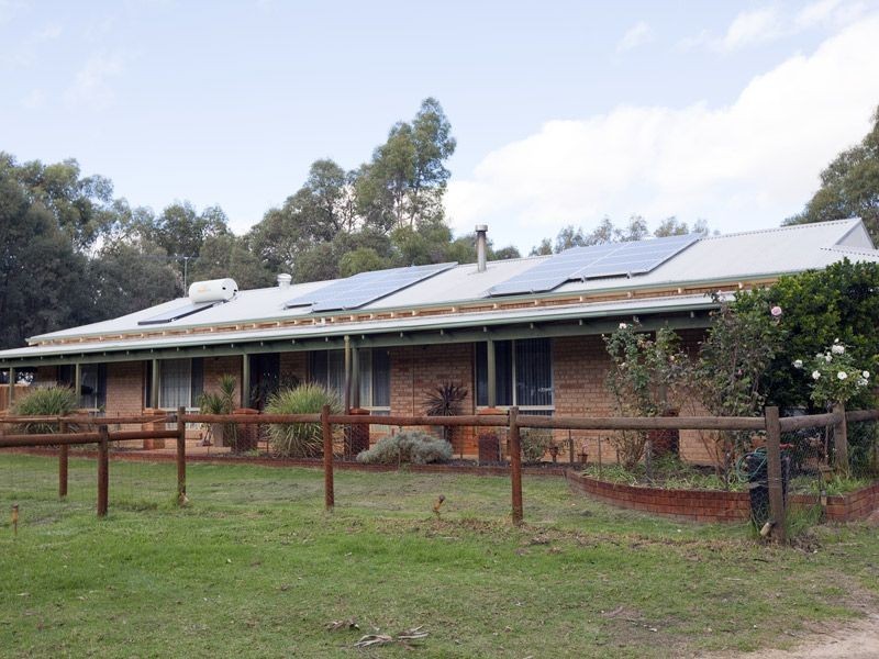 24 Swamp Gum Road, Oakford WA 6121