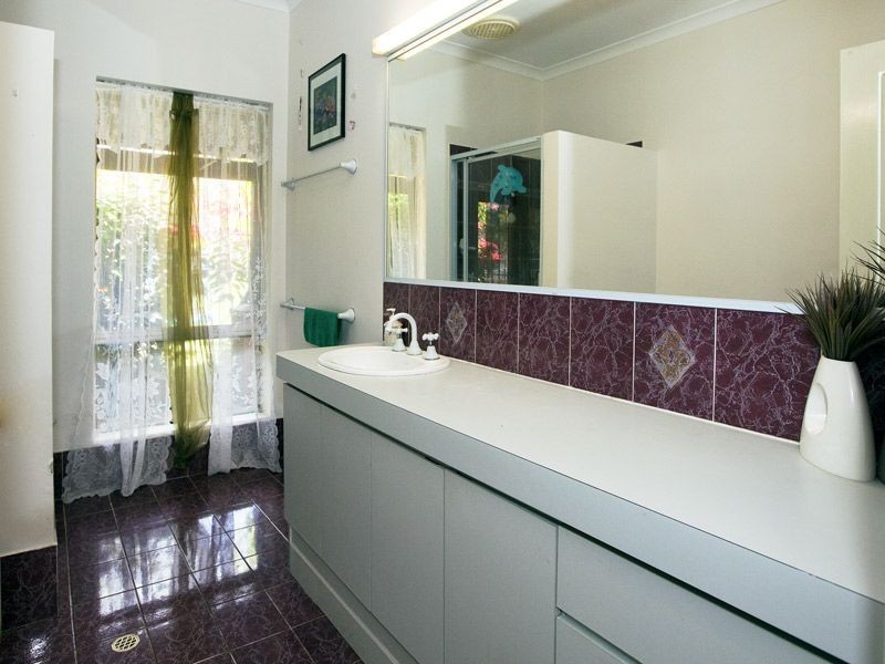 24 Swamp Gum Road, Oakford WA 6121