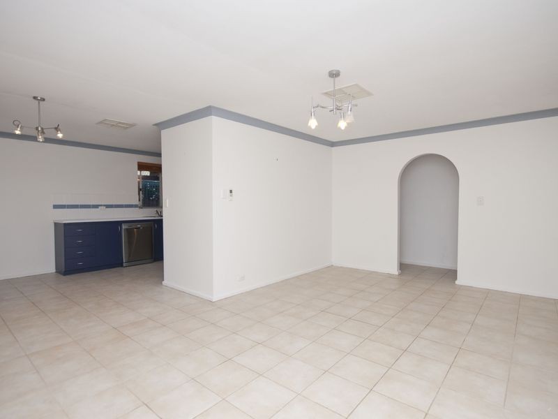 18 Bavich Road, Armadale WA 6112