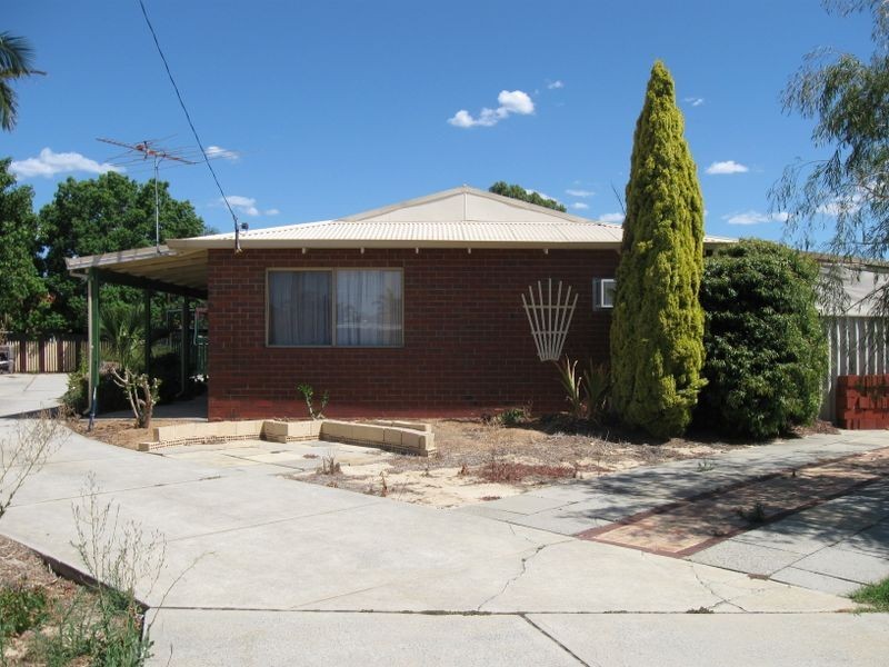 1/15A Kara Court, Seville Grove WA 6112