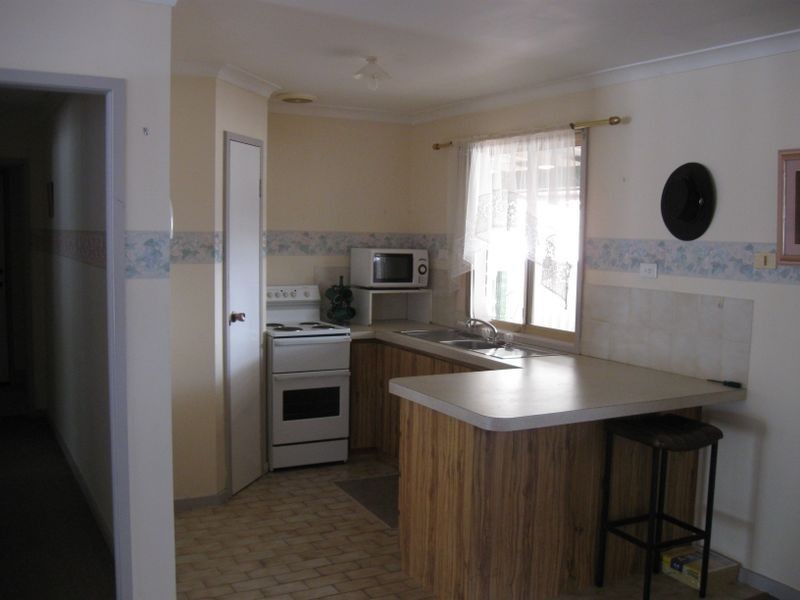 1/15A Kara Court, Seville Grove WA 6112