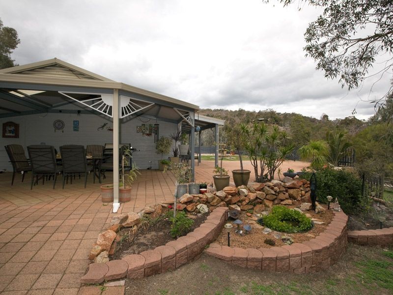 2 Leys Rise, Mount Richon WA 6112