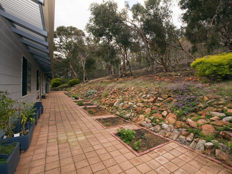 2 Leys Rise, Mount Richon WA 6112
