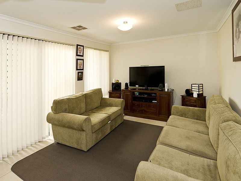 3/19 Milano Loop, Seville Grove WA 6112