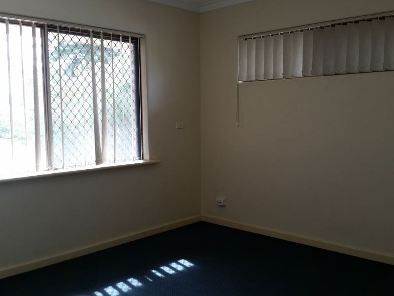59 Spring Road, Thornlie WA 6108