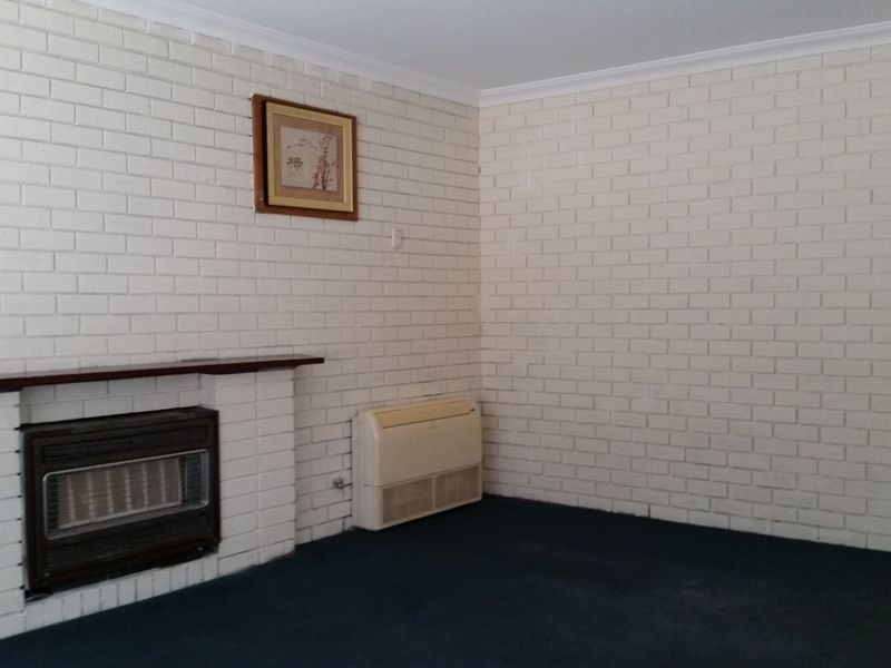 59 Spring Road, Thornlie WA 6108