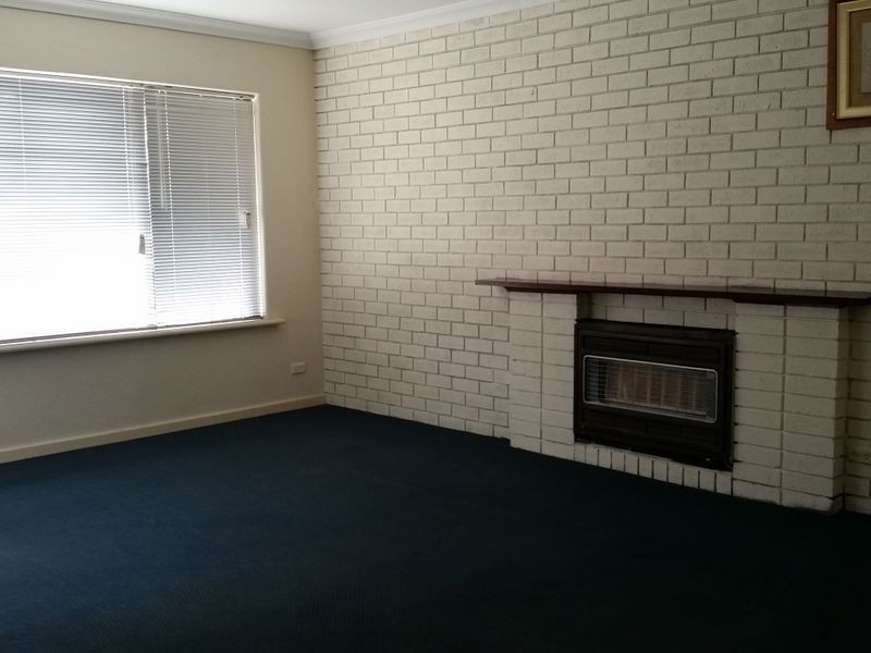 59 Spring Road, Thornlie WA 6108