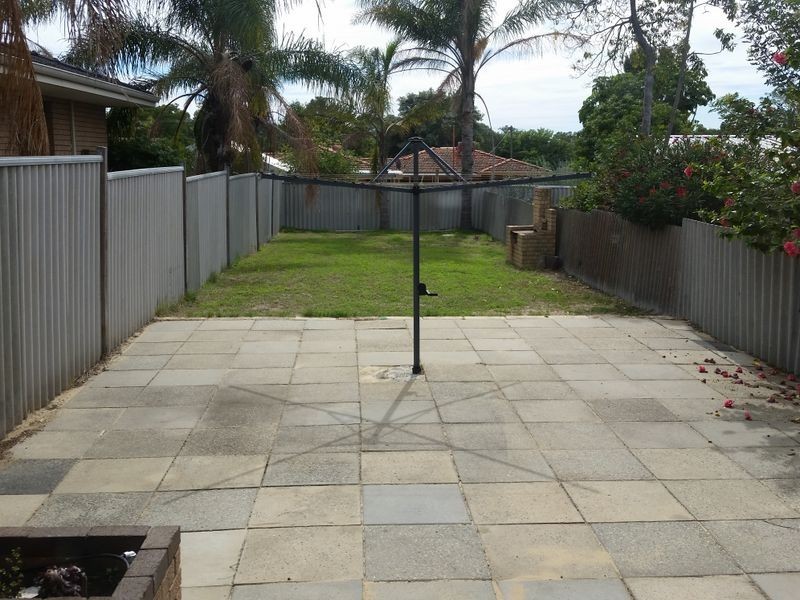 59 Spring Road, Thornlie WA 6108