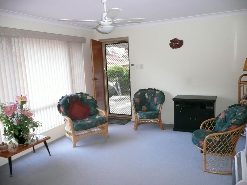 6/18 Lathwell Street, Armadale WA 6112