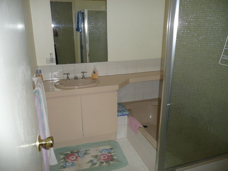 6/18 Lathwell Street, Armadale WA 6112