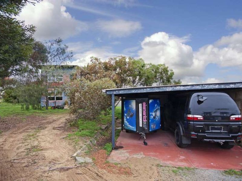 2 Dowse Court, Coogee WA 6166