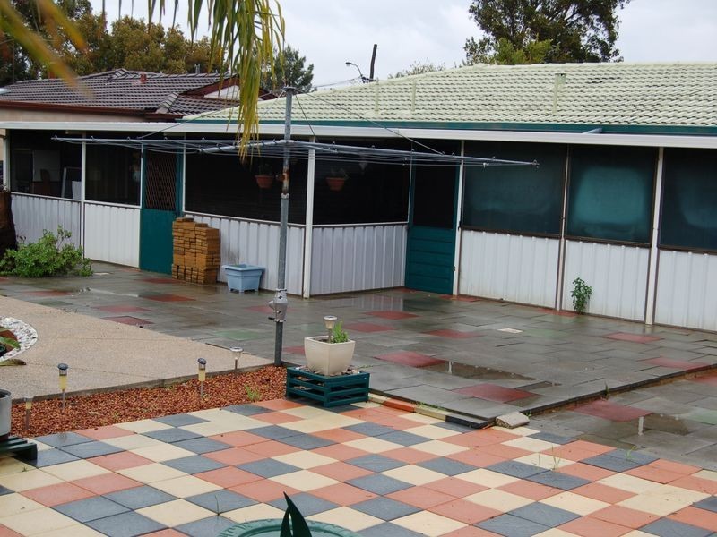 22 Rigden Street, Armadale WA 6112