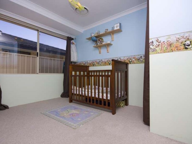 7 Merida Turn, Seville Grove WA 6112