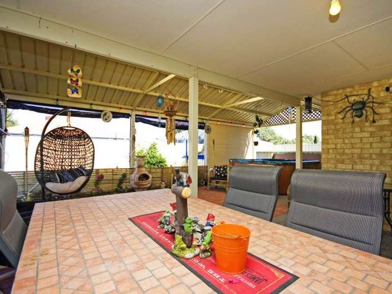 7 Merida Turn, Seville Grove WA 6112