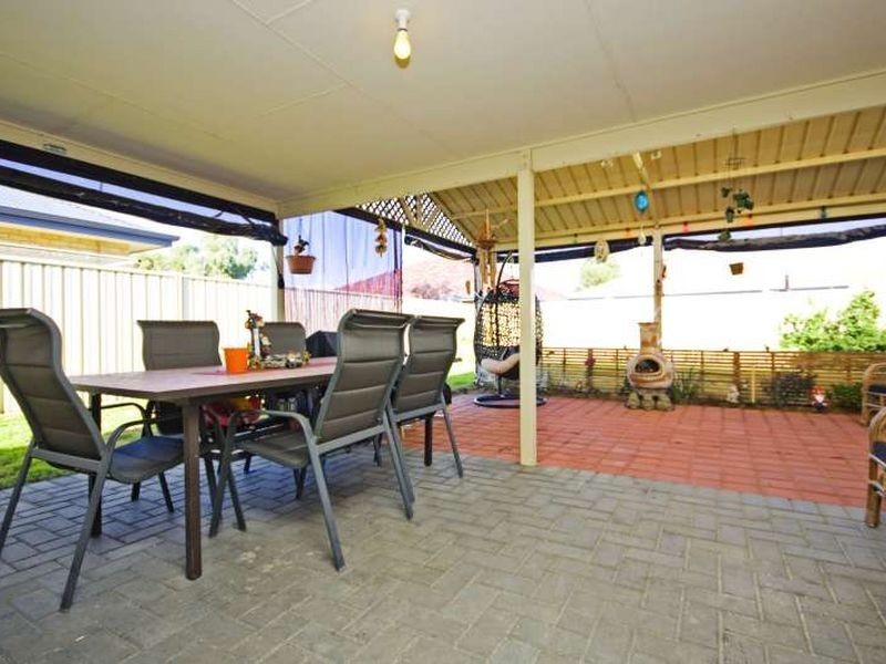 7 Merida Turn, Seville Grove WA 6112