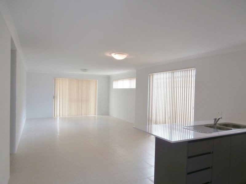 30 McLaren Avenue, Beeliar WA 6164