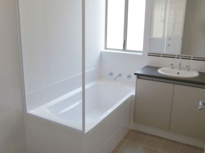 30 McLaren Avenue, Beeliar WA 6164