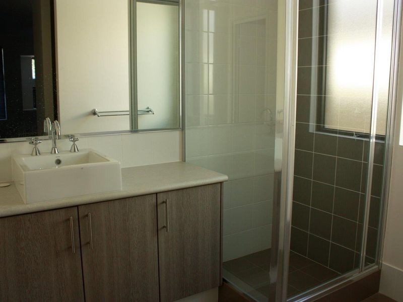 4 Biloxi Loop, Success WA 6164