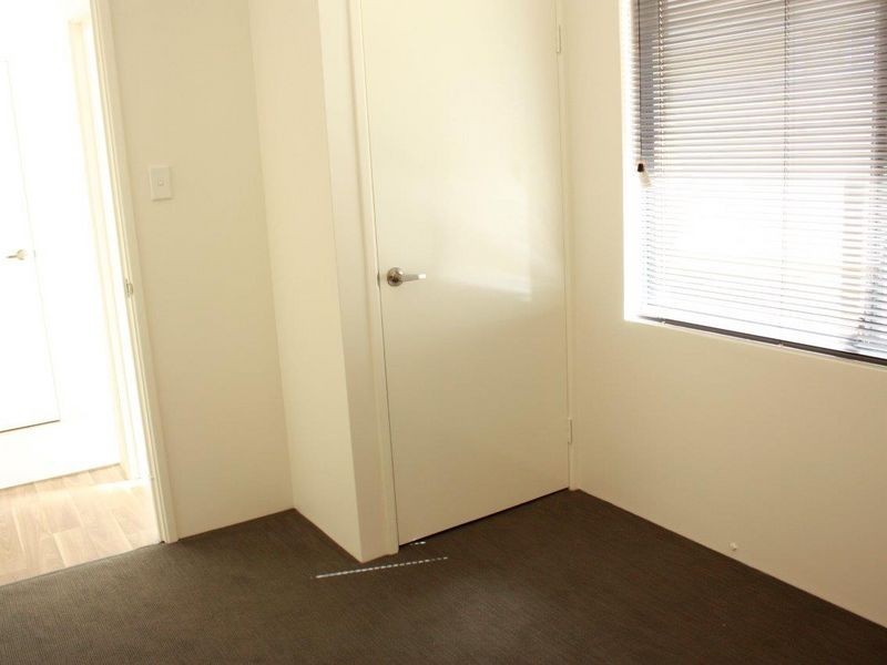 4 Biloxi Loop, Success WA 6164