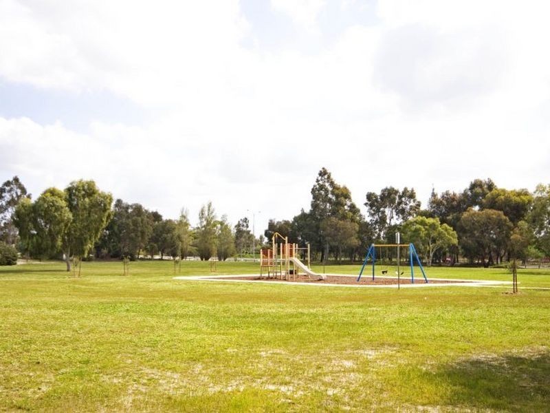 50 San Jacinta Road, Seville Grove WA 6112