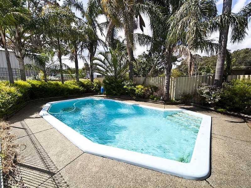 4 Oscar Street, Armadale WA 6112