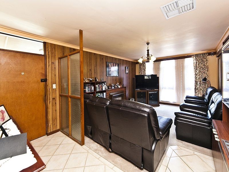 4 Oscar Street, Armadale WA 6112