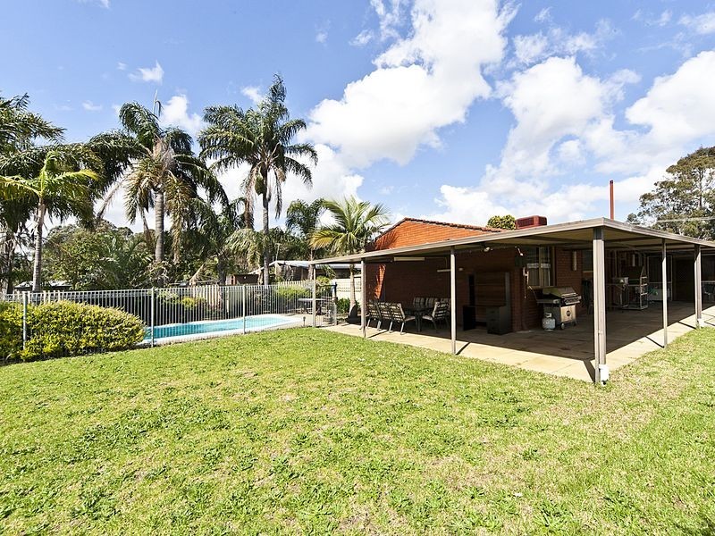 4 Oscar Street, Armadale WA 6112