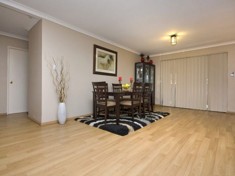 27 Eureka Place, Seville Grove WA 6112