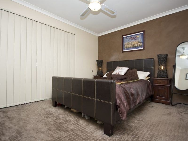 27 Eureka Place, Seville Grove WA 6112