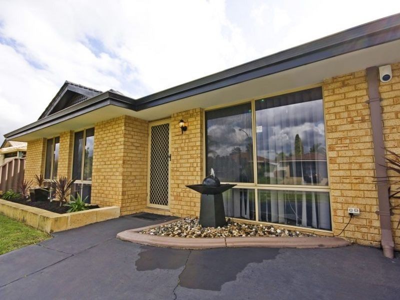 27 Eureka Place, Seville Grove WA 6112