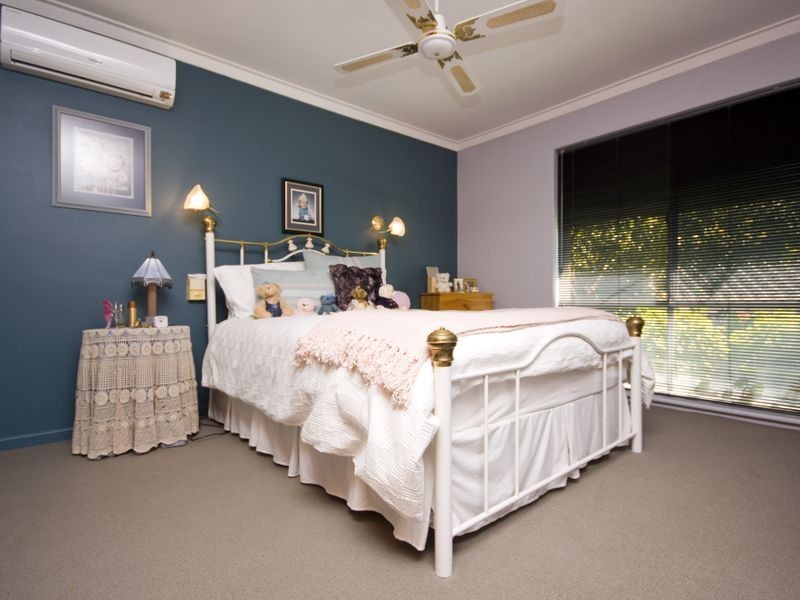 40 Mahonia Way, Forrestfield WA 6058