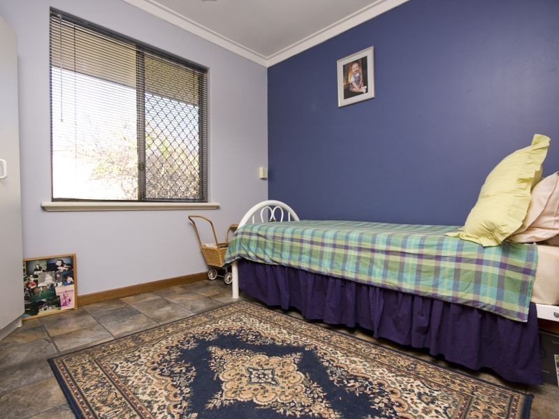 40 Mahonia Way, Forrestfield WA 6058