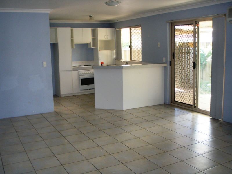 8 Moondyne Court, Seville Grove WA 6112